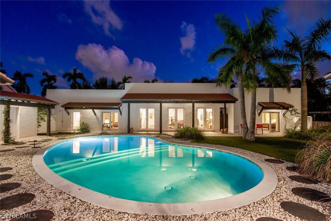 1291 Caloosa Dr., Fort Myers, FL 33901