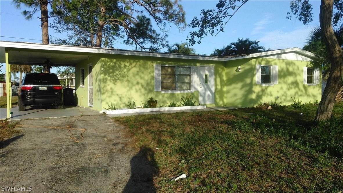 903 Perry Ave., Lehigh Acres, FL 33936