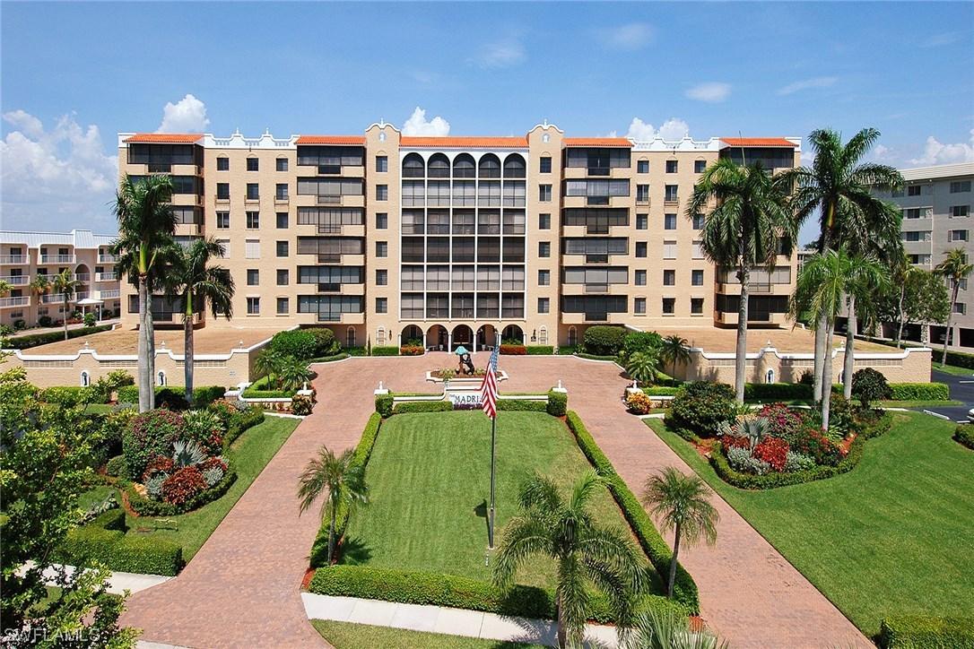 3430 Gulf Shore Blvd. #2J, Naples, FL 34103