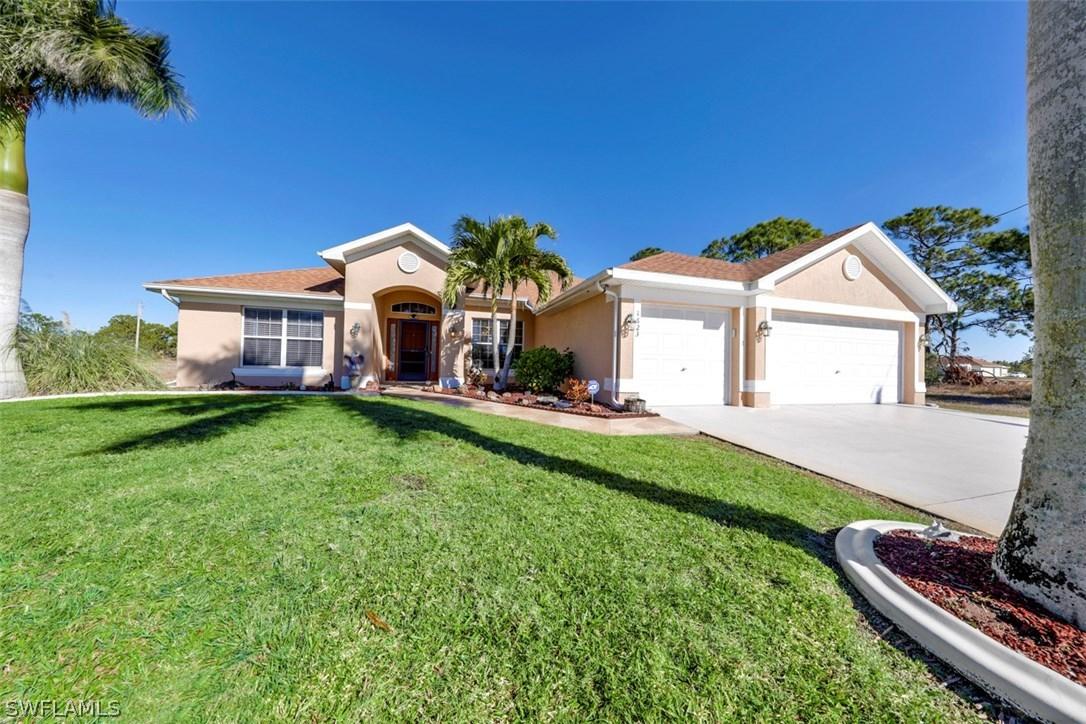 1623 NW 29th Ter., Cape Coral, FL 33993