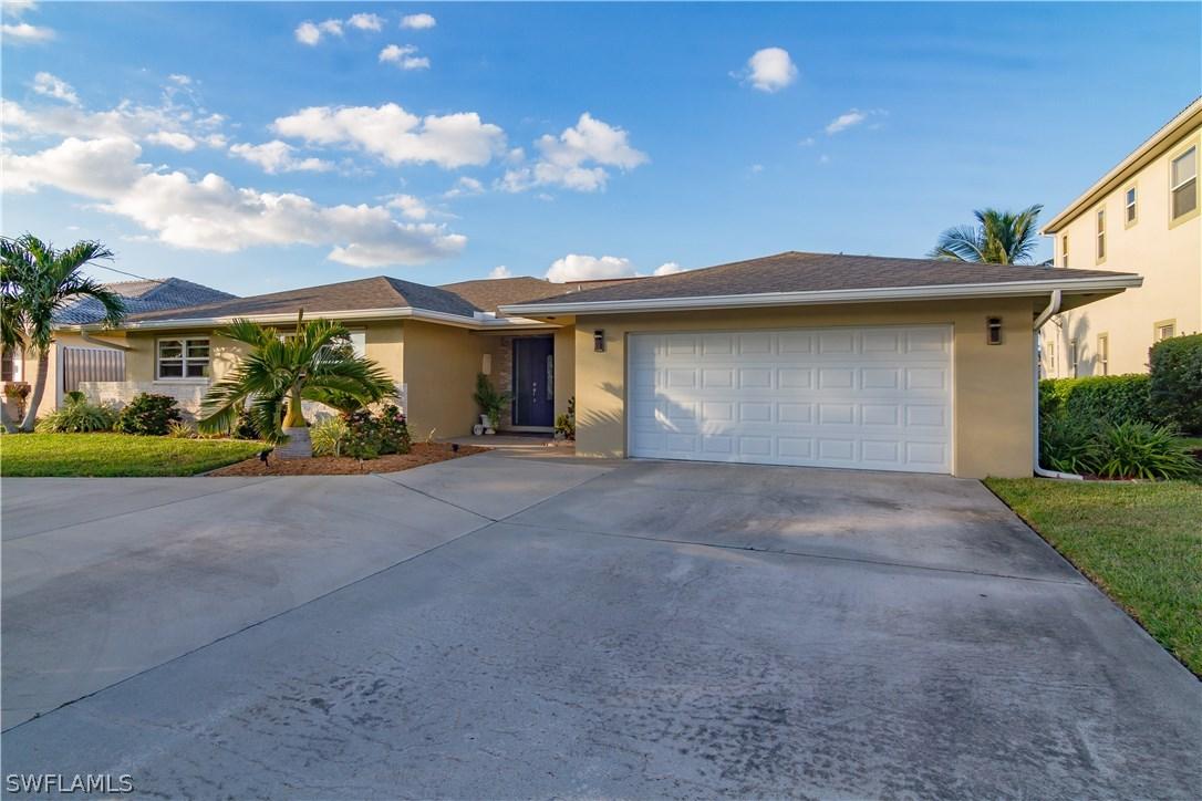 1727 SE 40th Ter., Cape Coral, FL 33904