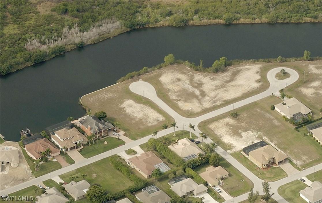 2712 SW 29th Ct., Cape Coral, FL 33914