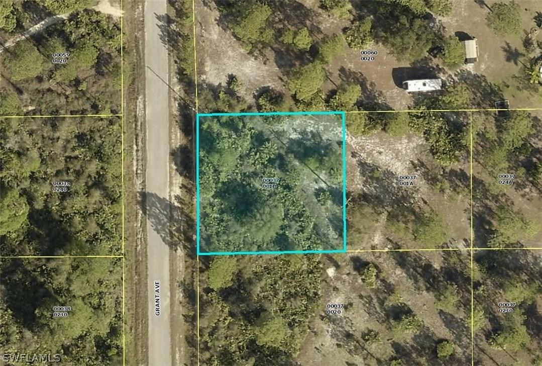 322 Grant Blvd., Lehigh Acres, FL 33974