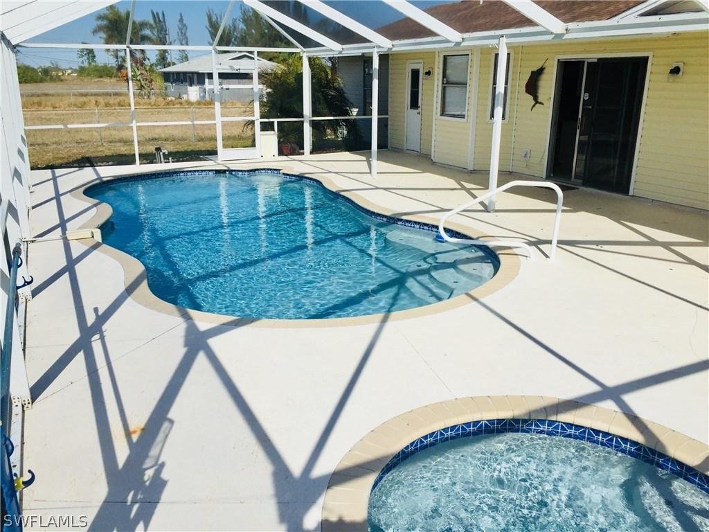 1900 NE 6th Ave., Cape Coral, FL 33909