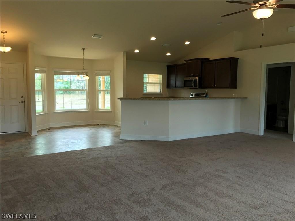 3019 9th St., Lehigh Acres, FL 33971