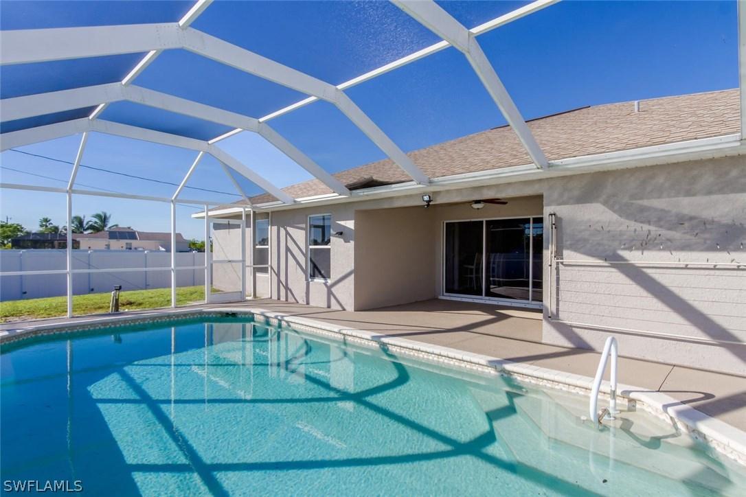 622 NE 7th Ter., Cape Coral, FL 33909
