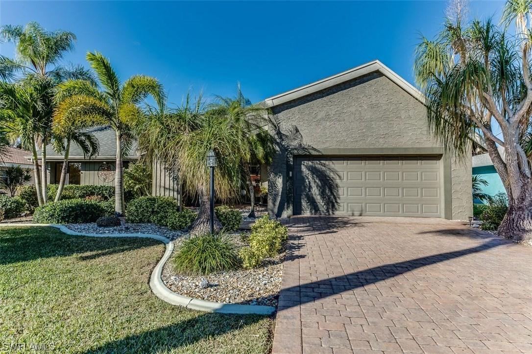 2810 SE 20th Ave., Cape Coral, FL 33904