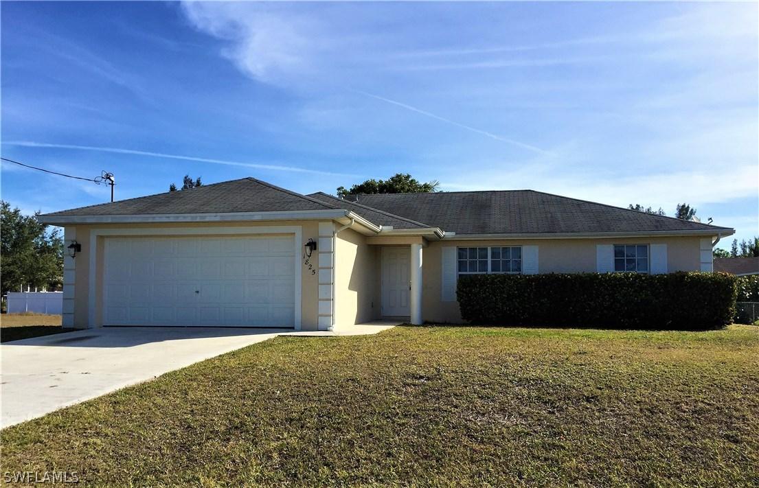 1825 NW 22nd Pl., Cape Coral, FL 33993