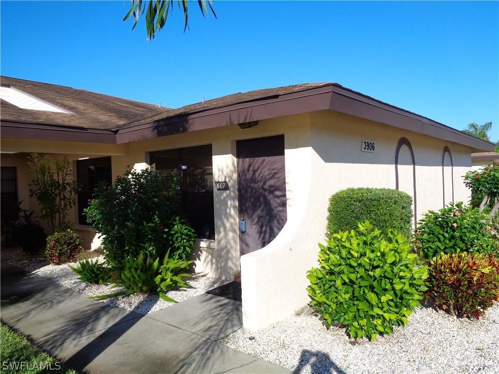 3906 SE 11th Pl. #607, Cape Coral, FL 33904