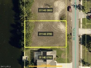 330 SE 8th Pl., Cape Coral, FL 33990