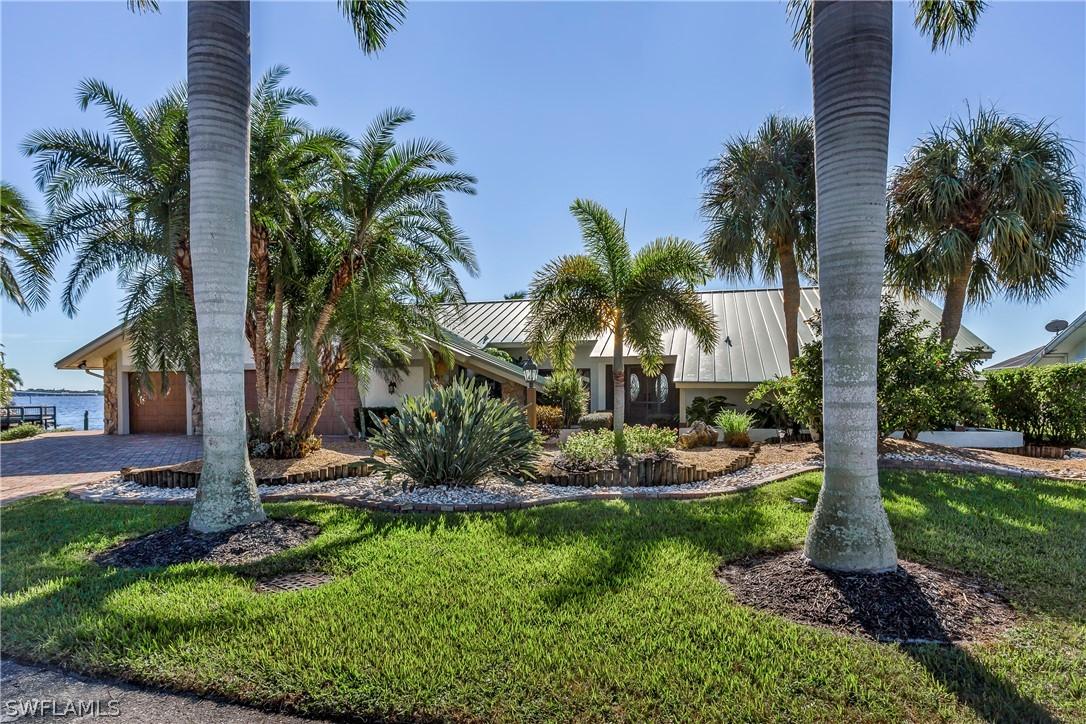 2346 SE 28th St., Cape Coral, FL 33904