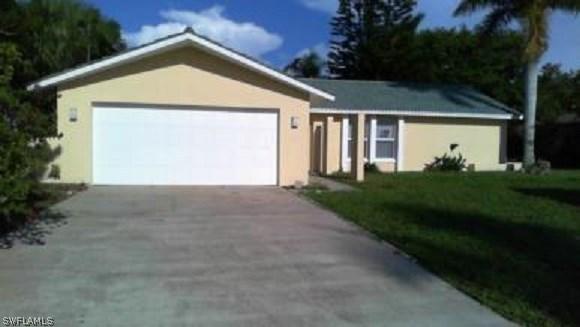 2528 SE 12th Pl., Cape Coral, FL 33904