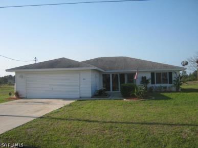 822 Jaguar Blvd., Lehigh Acres, FL 33974