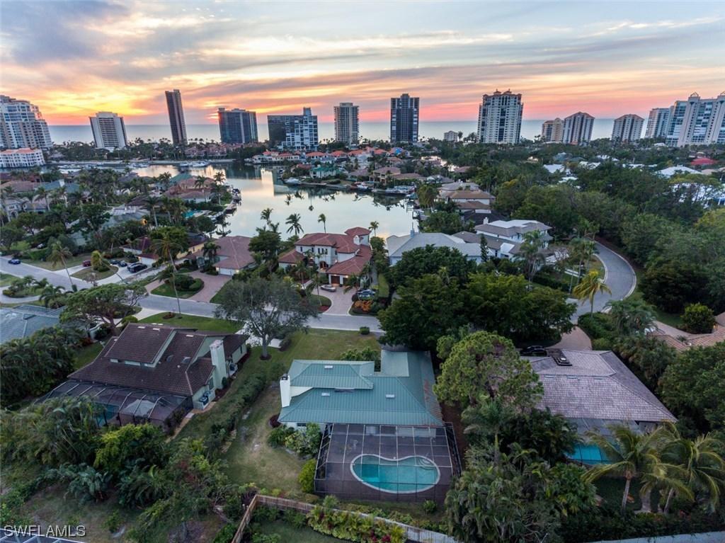 356 Pirates Bight, Naples, FL 34103
