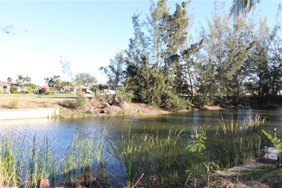 2921 SW 11th Pl., Cape Coral, FL 33914