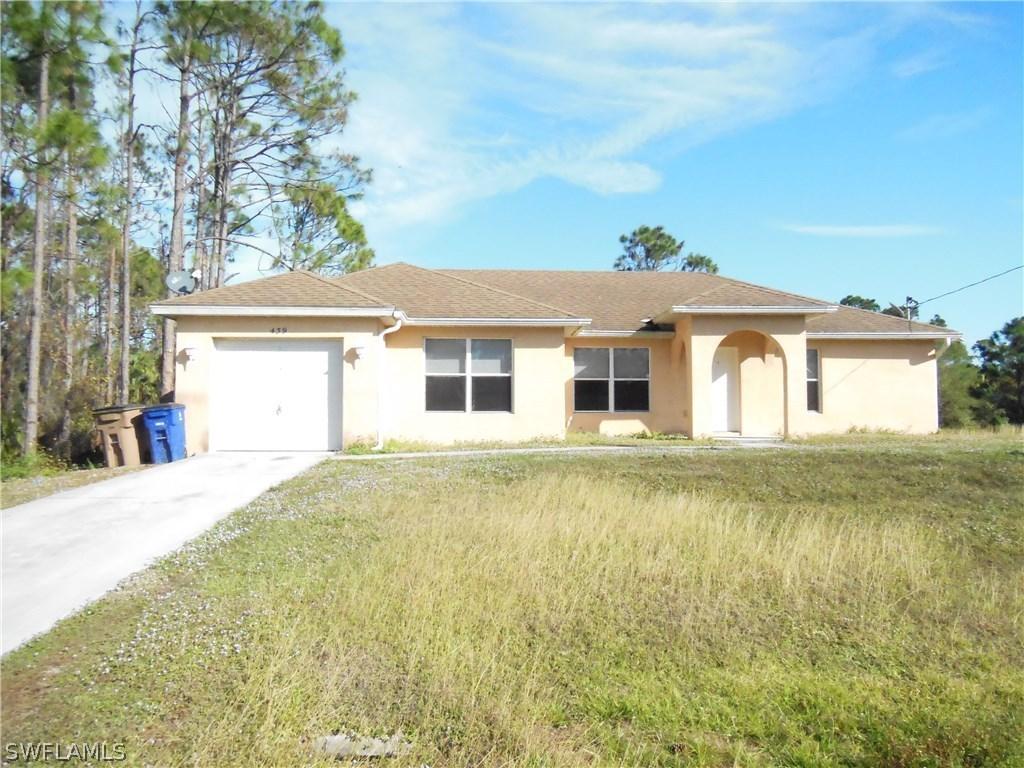 439 Majors Ave., Lehigh Acres, FL 33974