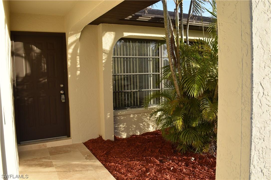 1223 SE 12th Ter., Cape Coral, FL 33990