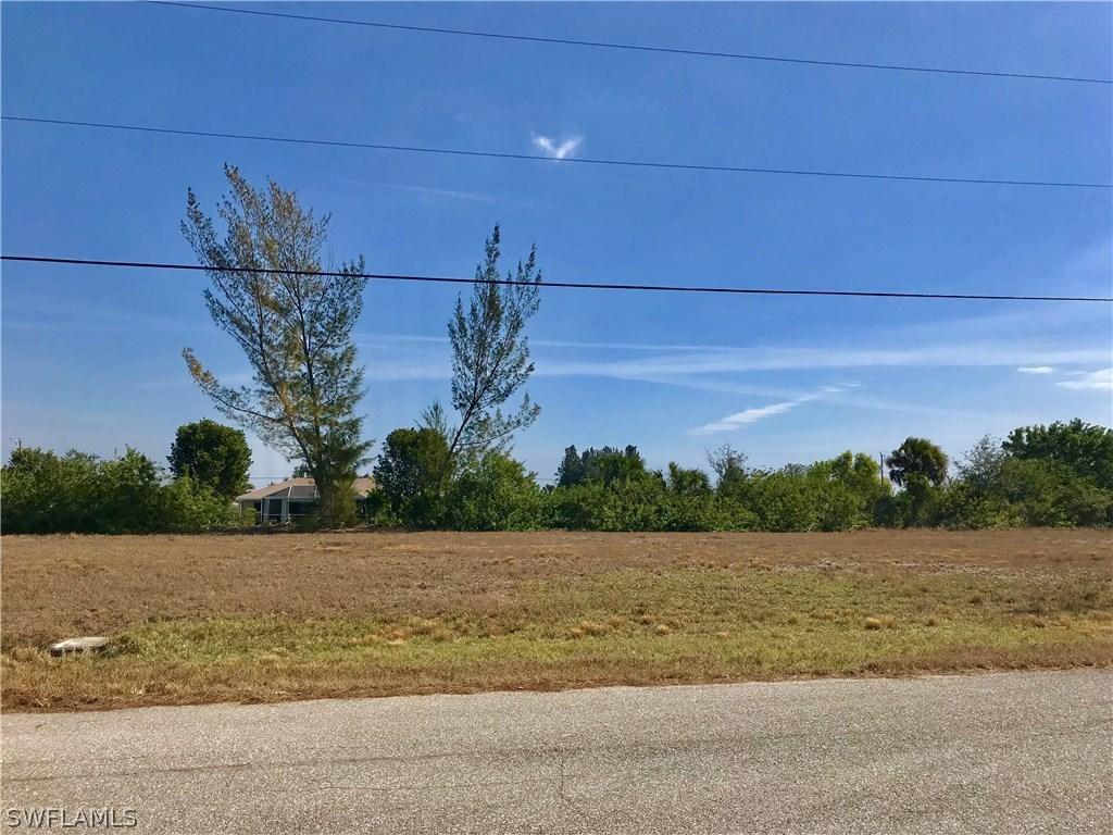 103 SW 22nd Ct., Cape Coral, FL 33991