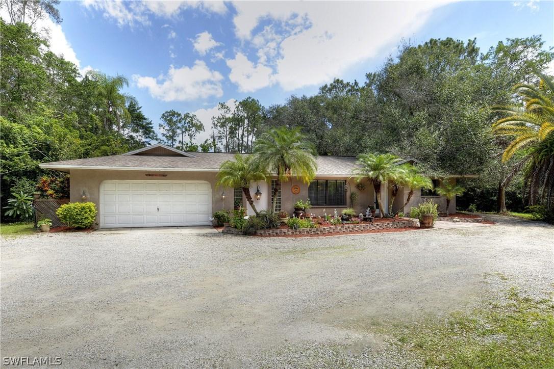 6677 Broken Arrow Rd., Fort Myers, FL 33912