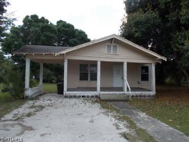 4048 Cherokee Ave., Fort Myers, FL 33916