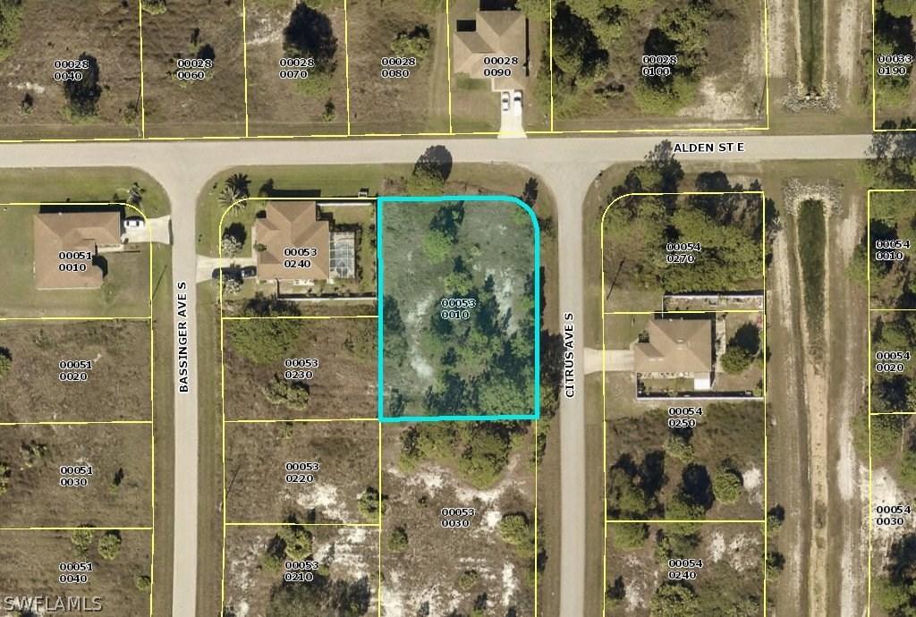 1032 Citrus Ave., Lehigh Acres, FL 33974