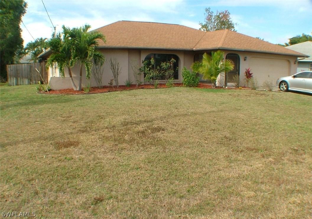 708 SE 20th Ct., Cape Coral, FL 33990