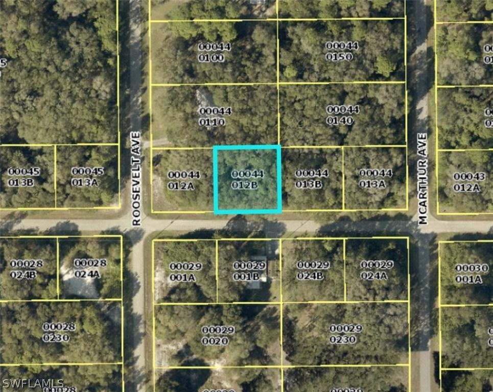 2703 E 19th St., Lehigh Acres, FL 33972