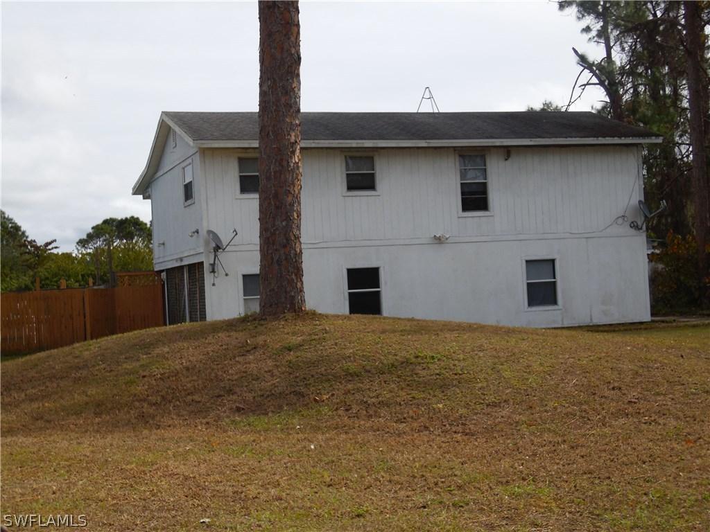 51 Brian Ave., Lehigh Acres, FL 33976