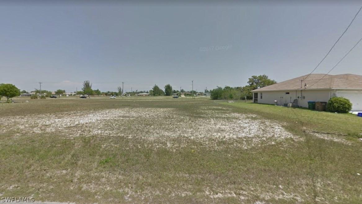 2217 SW 8th Pl., Cape Coral, FL 33991