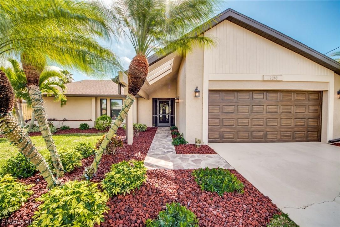 2240 SE 27th Ter., Cape Coral, FL 33904