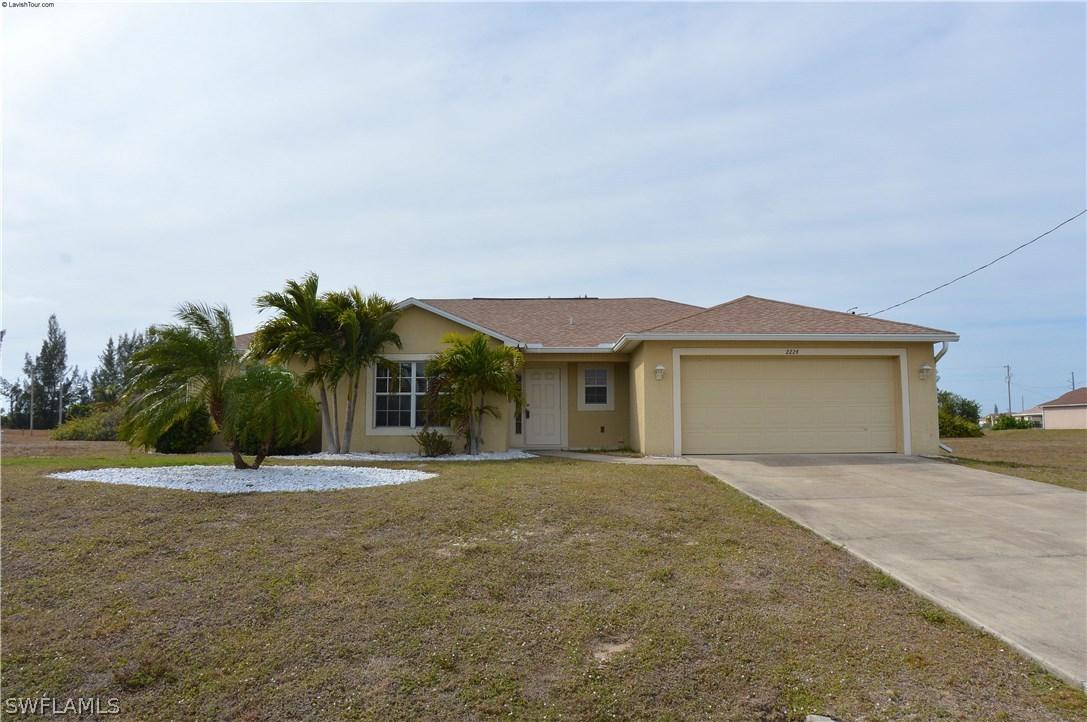 2224 NW 1st Pl., Cape Coral, FL 33993