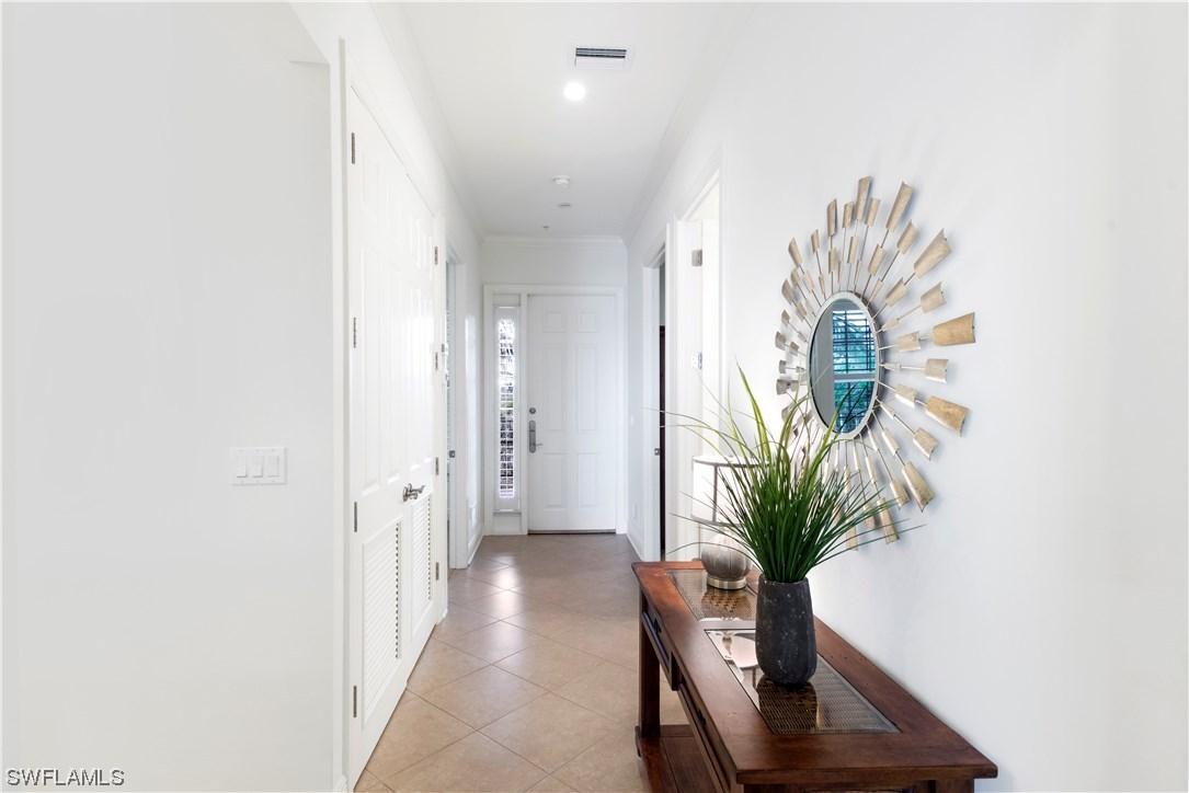 601 7th Ave. #303, Naples, FL 34102