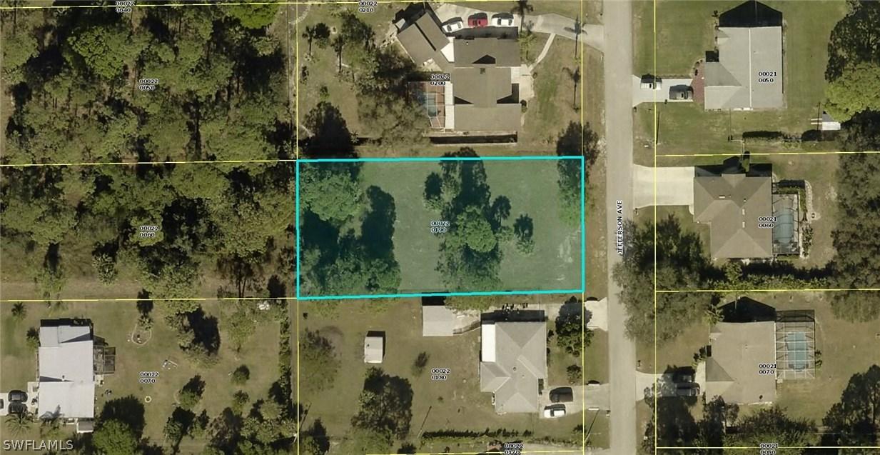 113 Jefferson Ave., Lehigh Acres, FL 33936