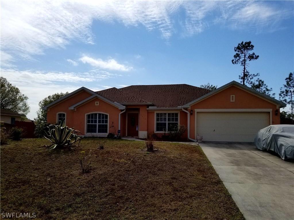 5213 Beauty St., Lehigh Acres, FL 33971