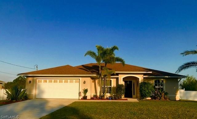 904 Venice Ave., Lehigh Acres, FL 33971