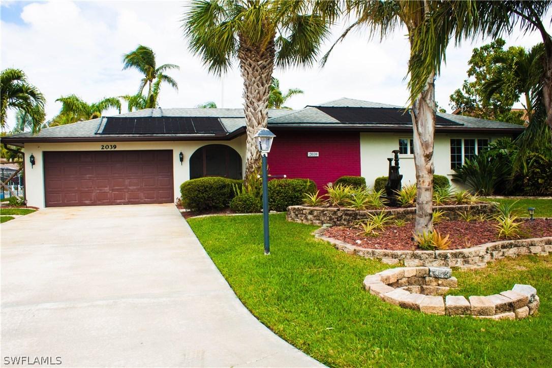 2039 SE 25th Ter., Cape Coral, FL 33904