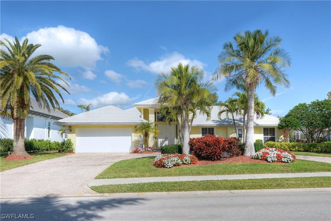 519 Neapolitan Way, Naples, FL 34103