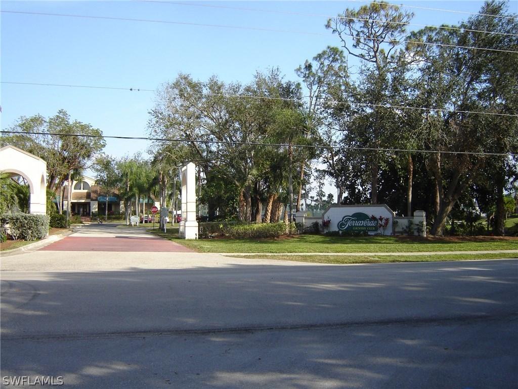 17250 Eagle Tr. #4, Fort Myers, FL 33908