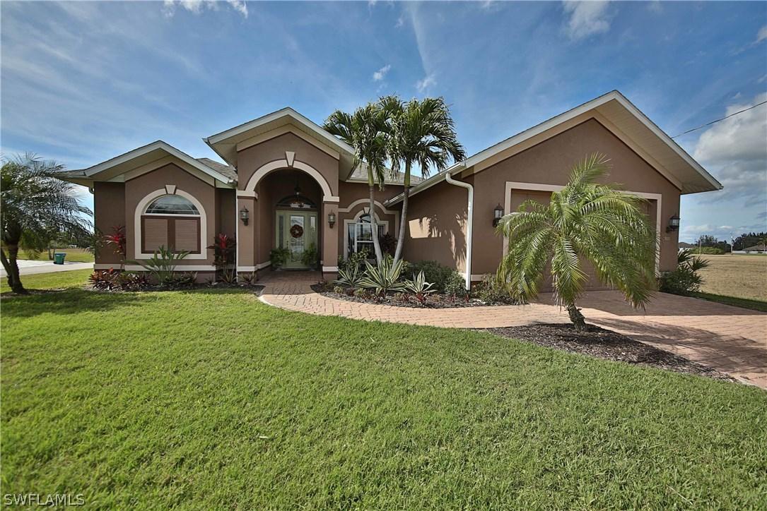 1900 NW 34th Pl., Cape Coral, FL 33993