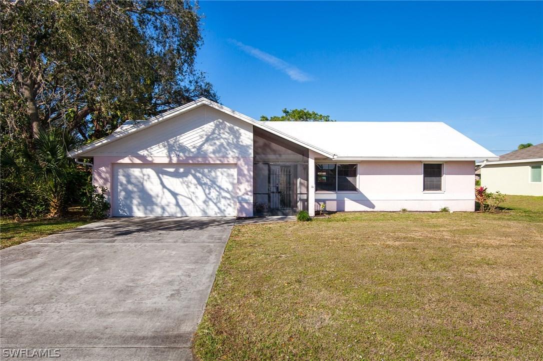 914 SW 6th Pl., Cape Coral, FL 33991