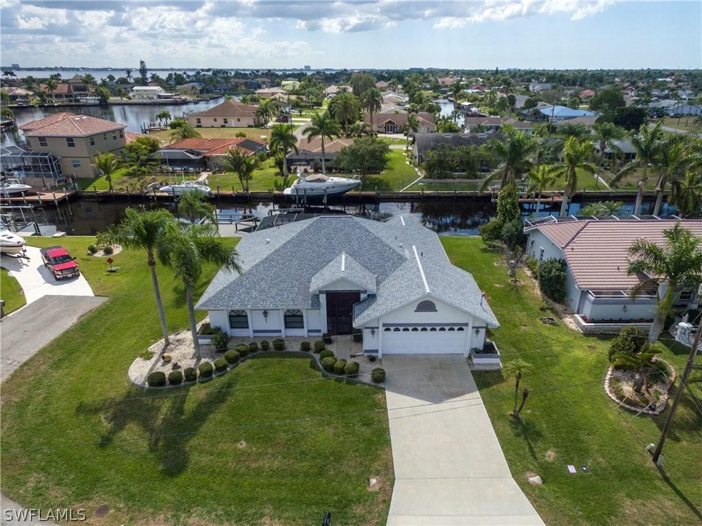 2112 SE 25th Ter., Cape Coral, FL 33904