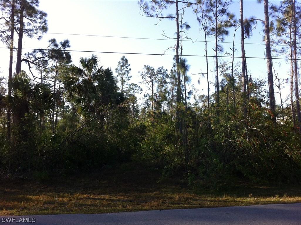 4th Ave., Naples, FL 34120
