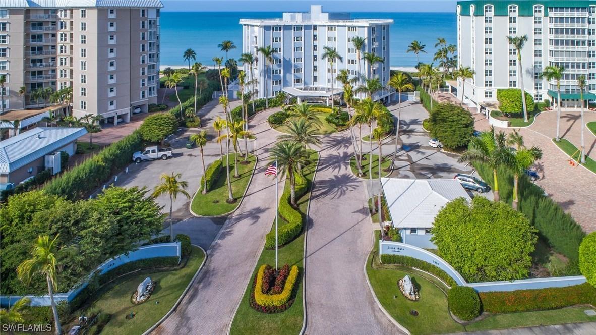 2919 Gulf Shore Blvd. #702, Naples, FL 34103