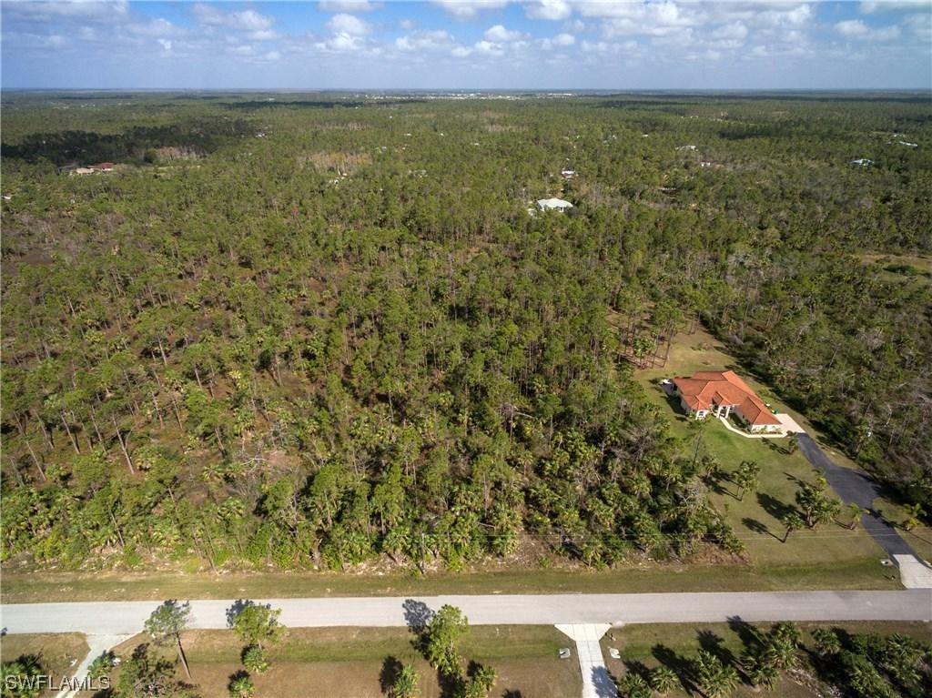 1021 10th Ave., Naples, FL 34120