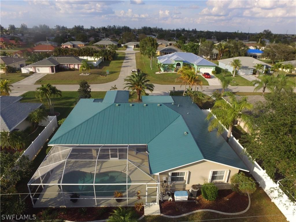320 SE 19th Ln., Cape Coral, FL 33990