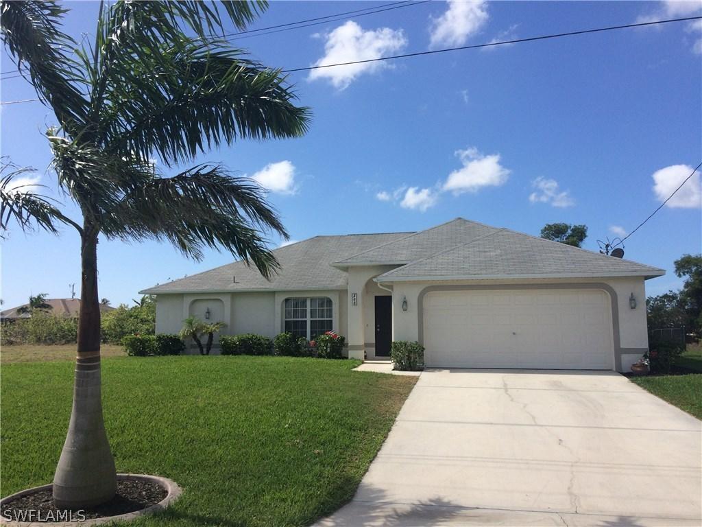 800 SW 8th Pl., Cape Coral, FL 33991