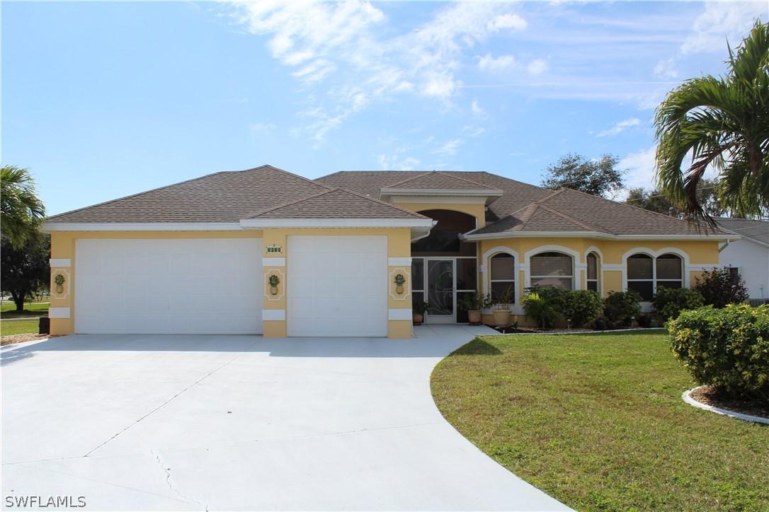 4204 SW Santa Barbara Pl., Cape Coral, FL 33914