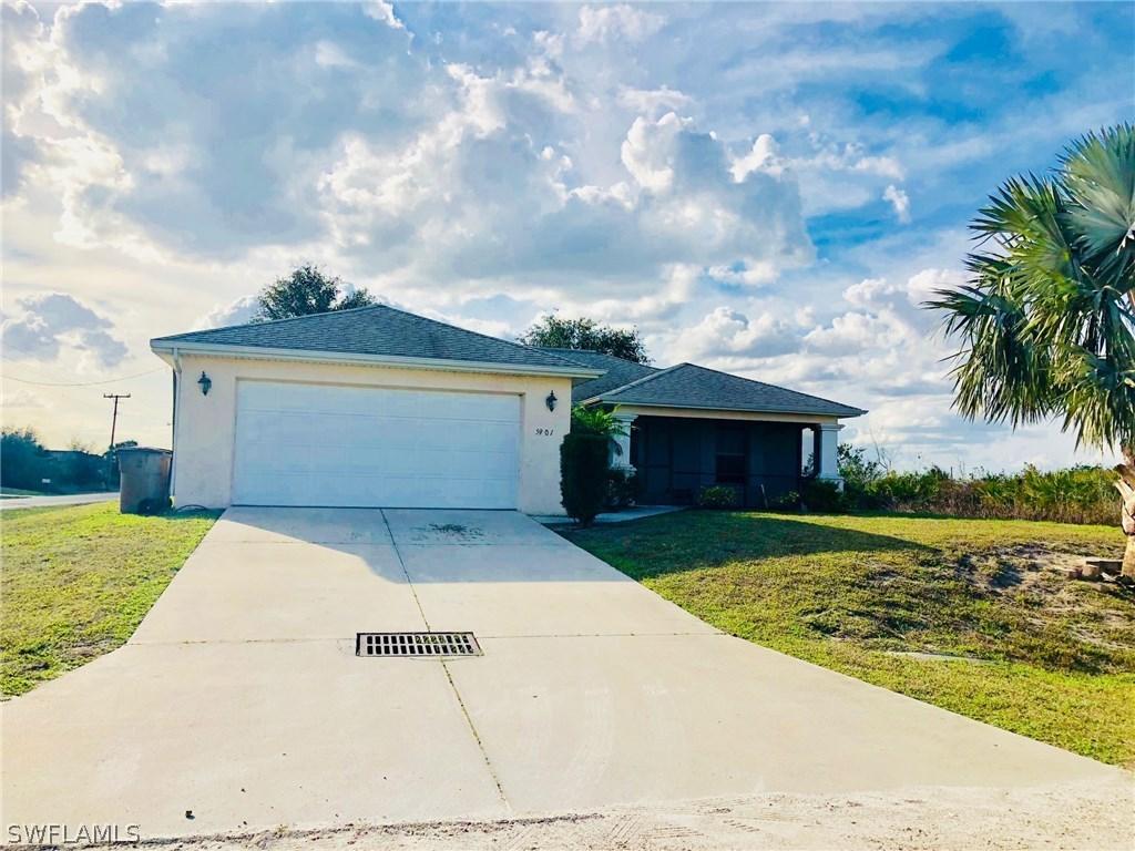 5901 Flora Ave., Lehigh Acres, FL 33971