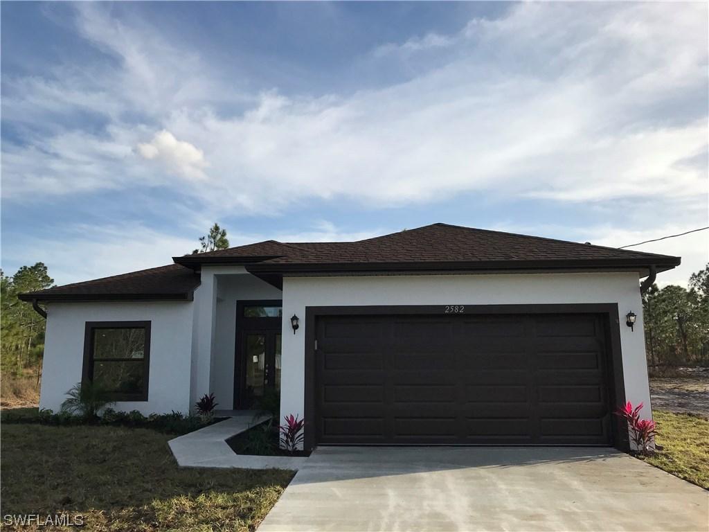 2582 68th Ave., Naples, FL 34120