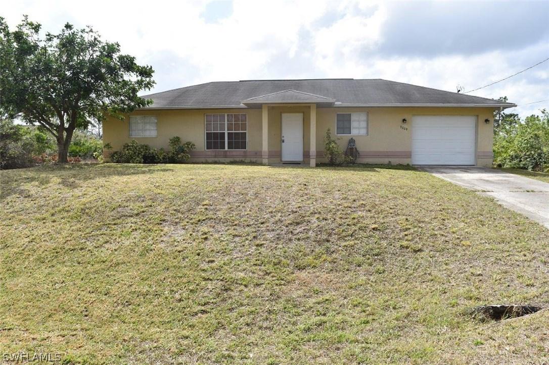 3209 11th St., Lehigh Acres, FL 33971